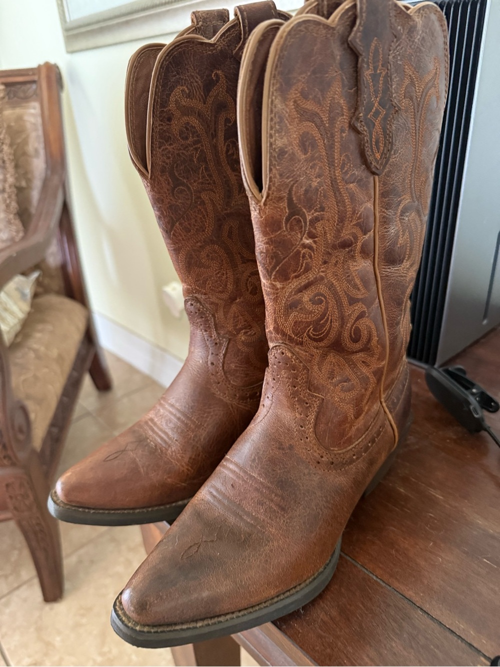 Justin Boots Tan Embroidered Leather Western Boots